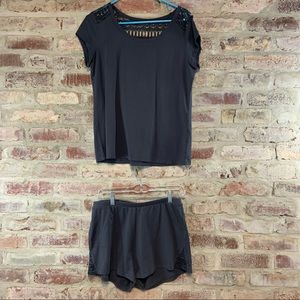 Artisanny shorts and top set medium